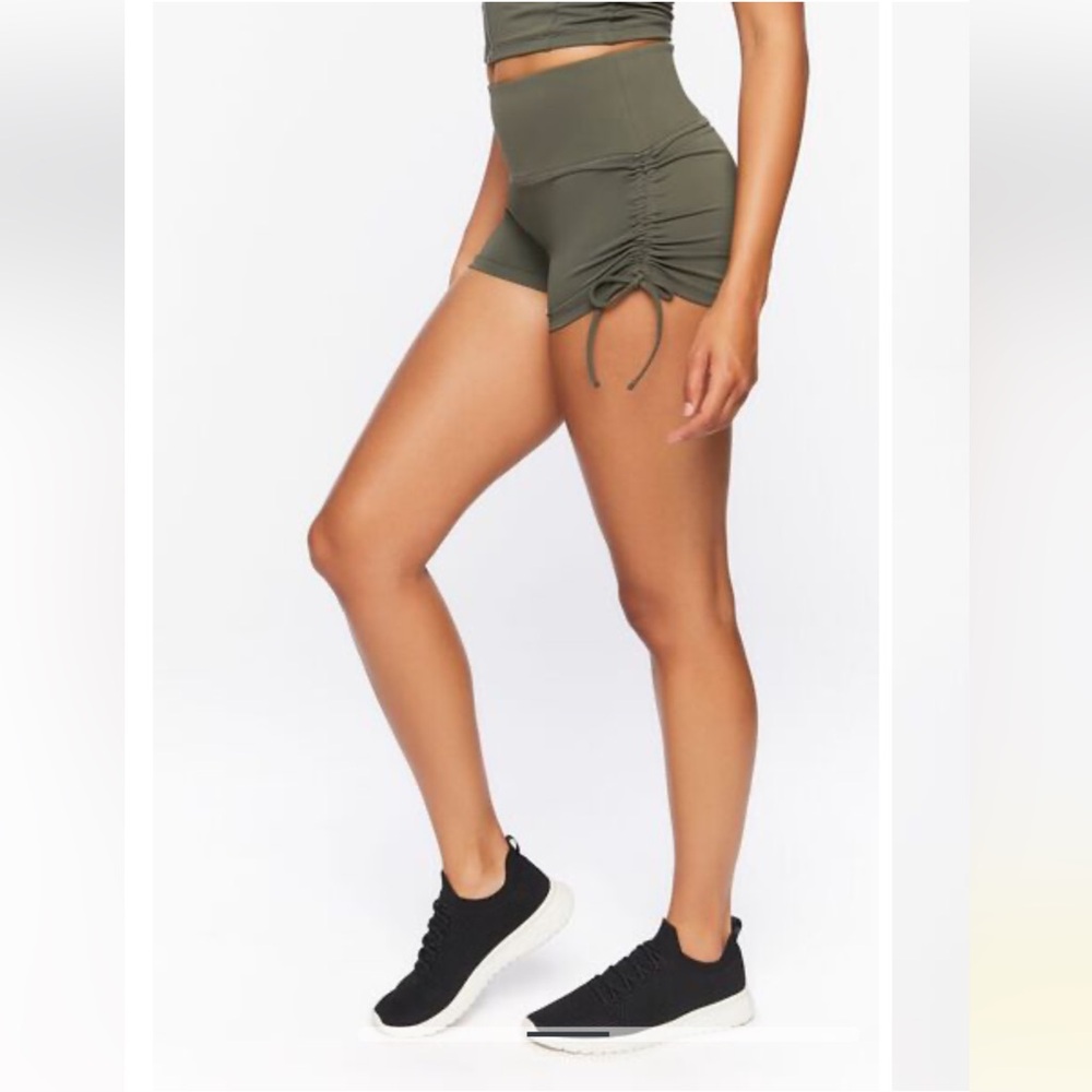 🏃‍♀️ACTIVE DRAWSTRING BIKER SHORTS/ GREEN /SIZE M 💚🌿